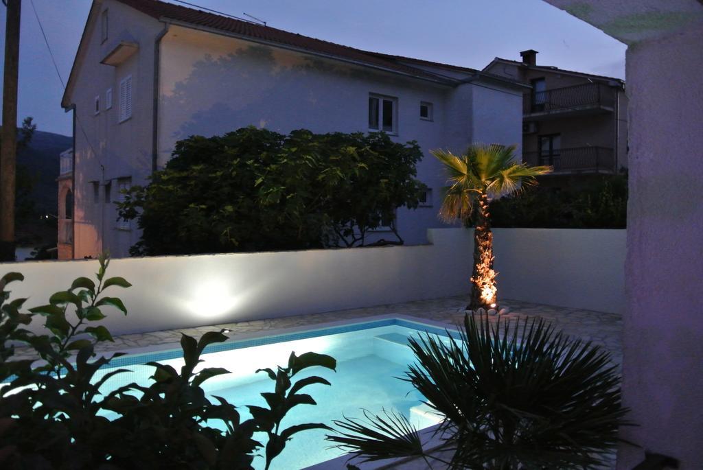Apartments Priko Stari Grad  Δωμάτιο φωτογραφία